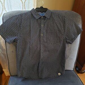 Like NEW Perry Ellis Boys Short Sleeve Button-Down Shirt